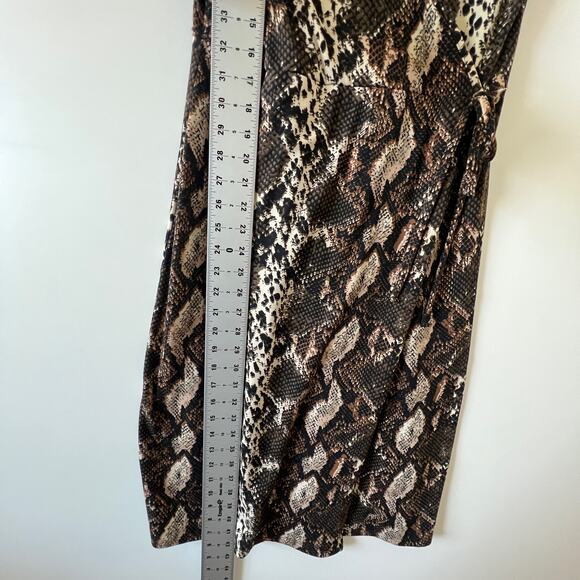 One Clothing Los Angeles Midi Wrap Dress Womens Medium Brown Snake Print Stretch - Picture 10 of 11